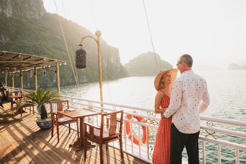 Heritage Line Violet Cruise - Halong Bay & Lan Ha Bay Ha Long Exterior photo
